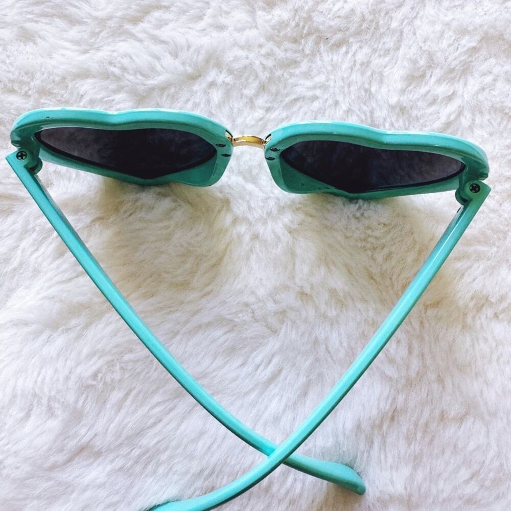 Pixie Green Girl Heart-shape Sunglasses - Picture 9 of 11